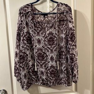 Lane Bryant 18/20 breezy boho style w/ a pretty v- neck with tassel ties blouse